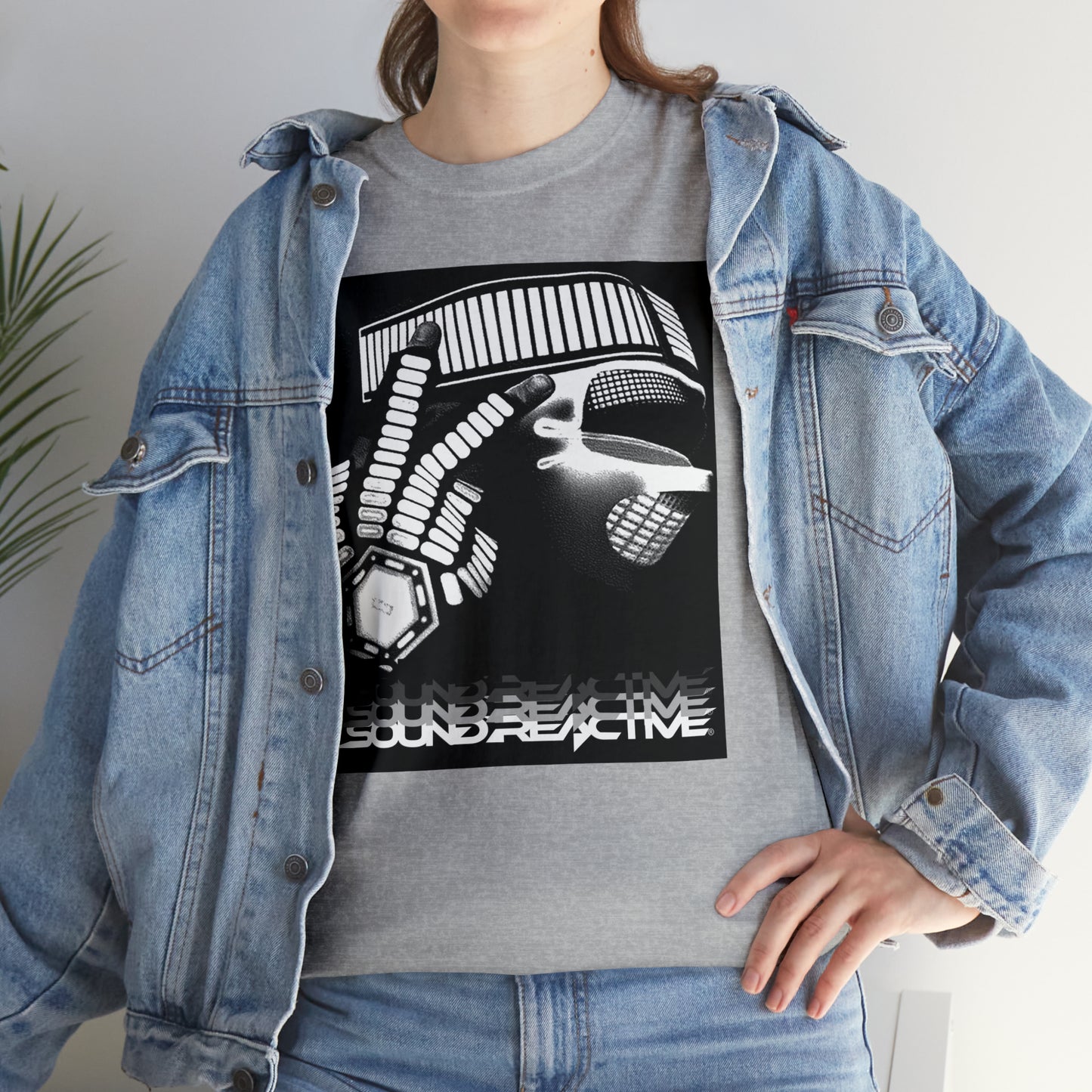 HUBOPTIC DJ Robot EQ Unisex Heavy Cotton Tee