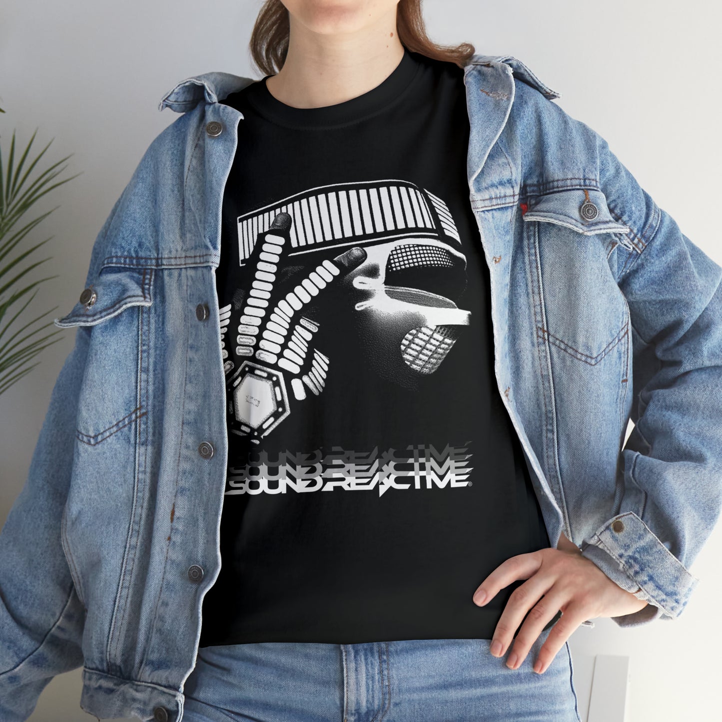 HUBOPTIC DJ Robot EQ Unisex Heavy Cotton Tee