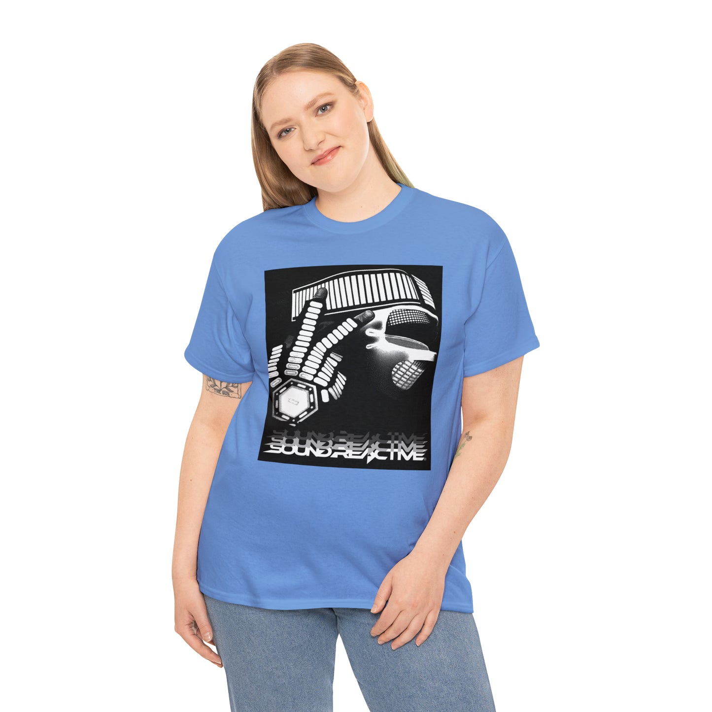 HUBOPTIC DJ Robot EQ Unisex Heavy Cotton Tee