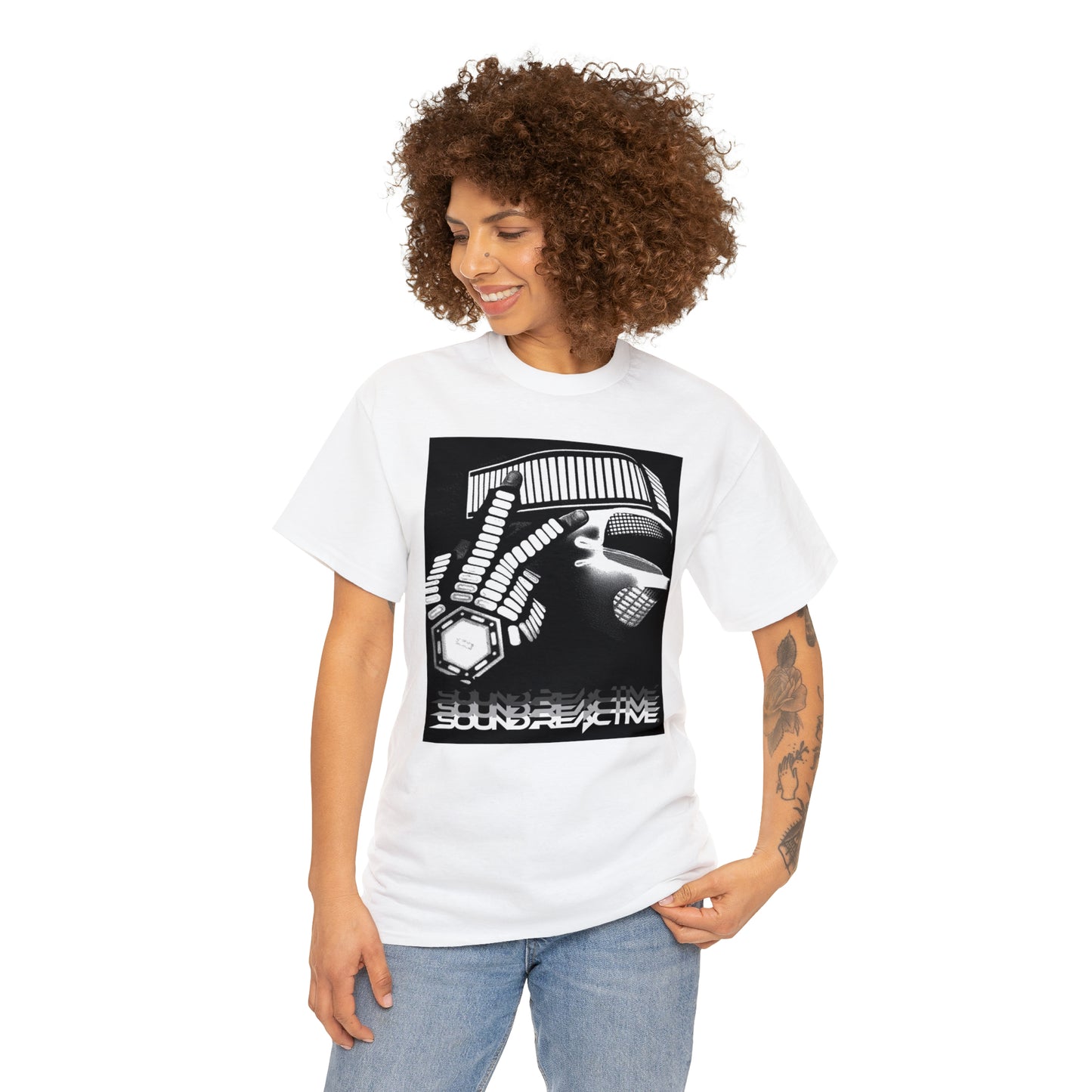 HUBOPTIC DJ Robot EQ Unisex Heavy Cotton Tee