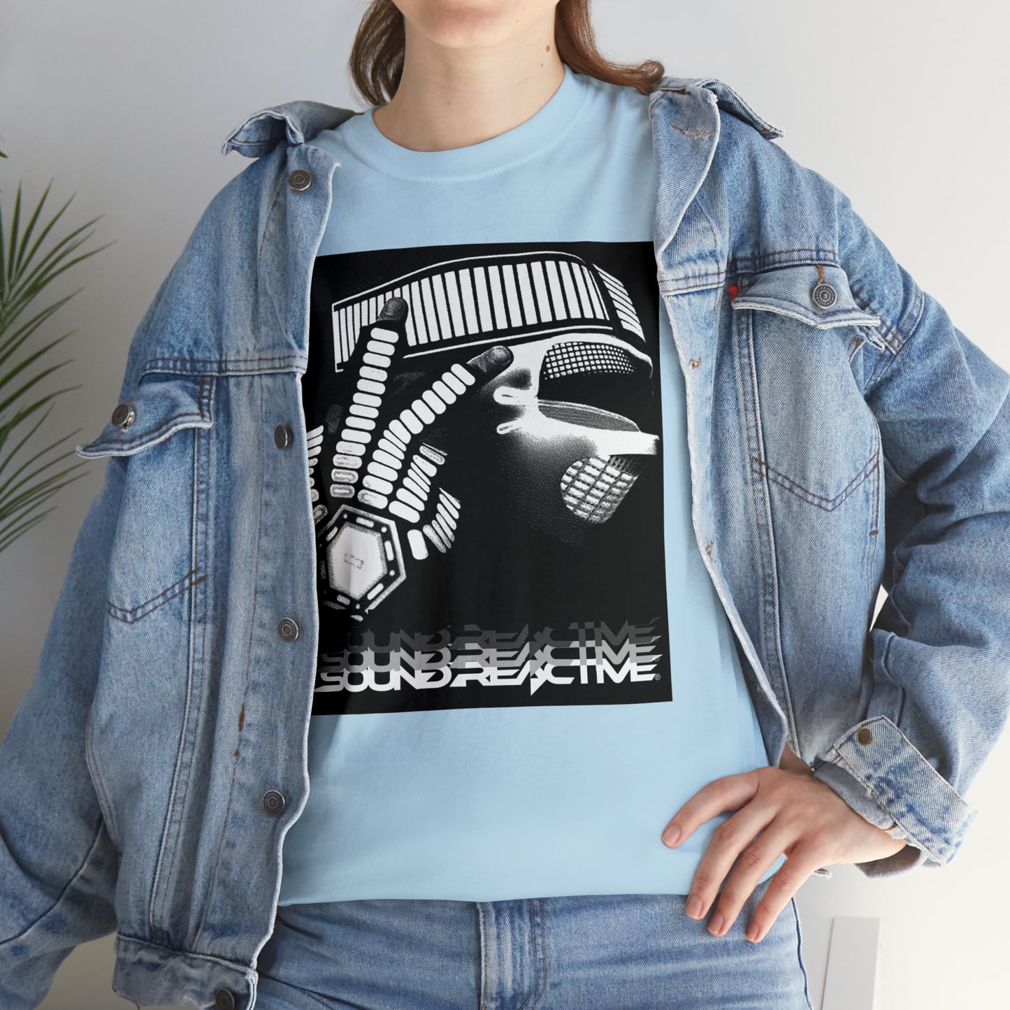 HUBOPTIC DJ Robot EQ Unisex Heavy Cotton Tee