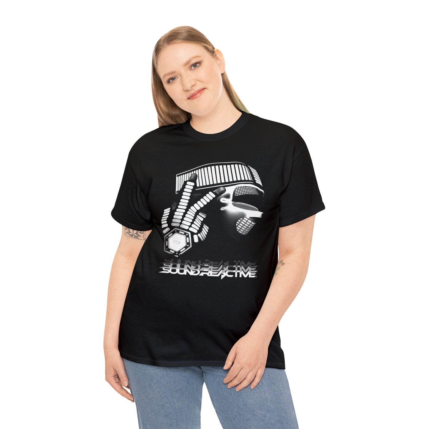 HUBOPTIC DJ Robot EQ Unisex Heavy Cotton Tee