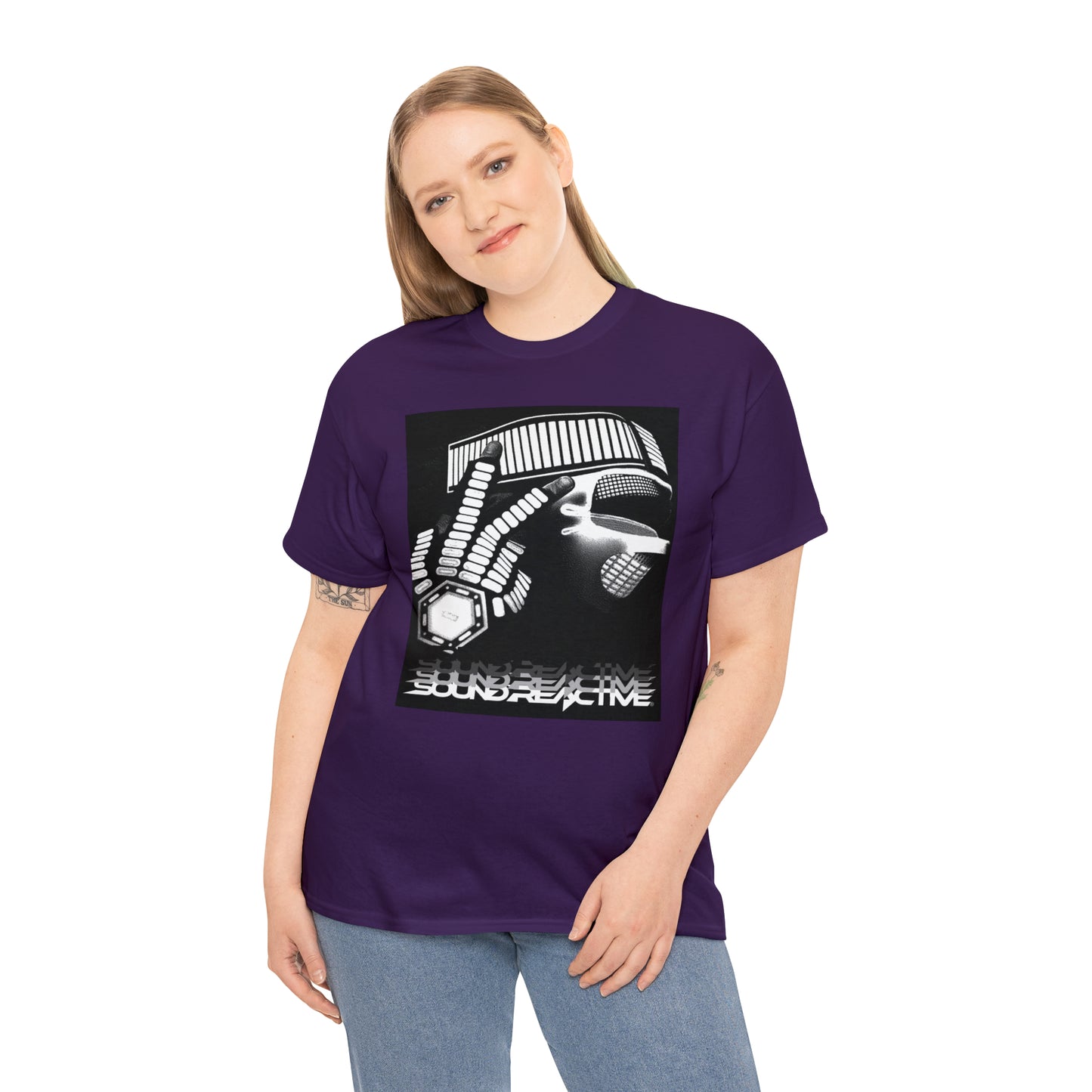 HUBOPTIC DJ Robot EQ Unisex Heavy Cotton Tee